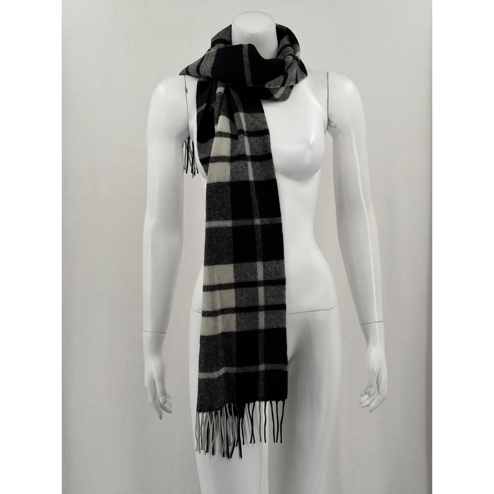 Phenix Scarf Womens OS Black Gray Plaid 100% Cashmere Classic Fringe Winter Soft